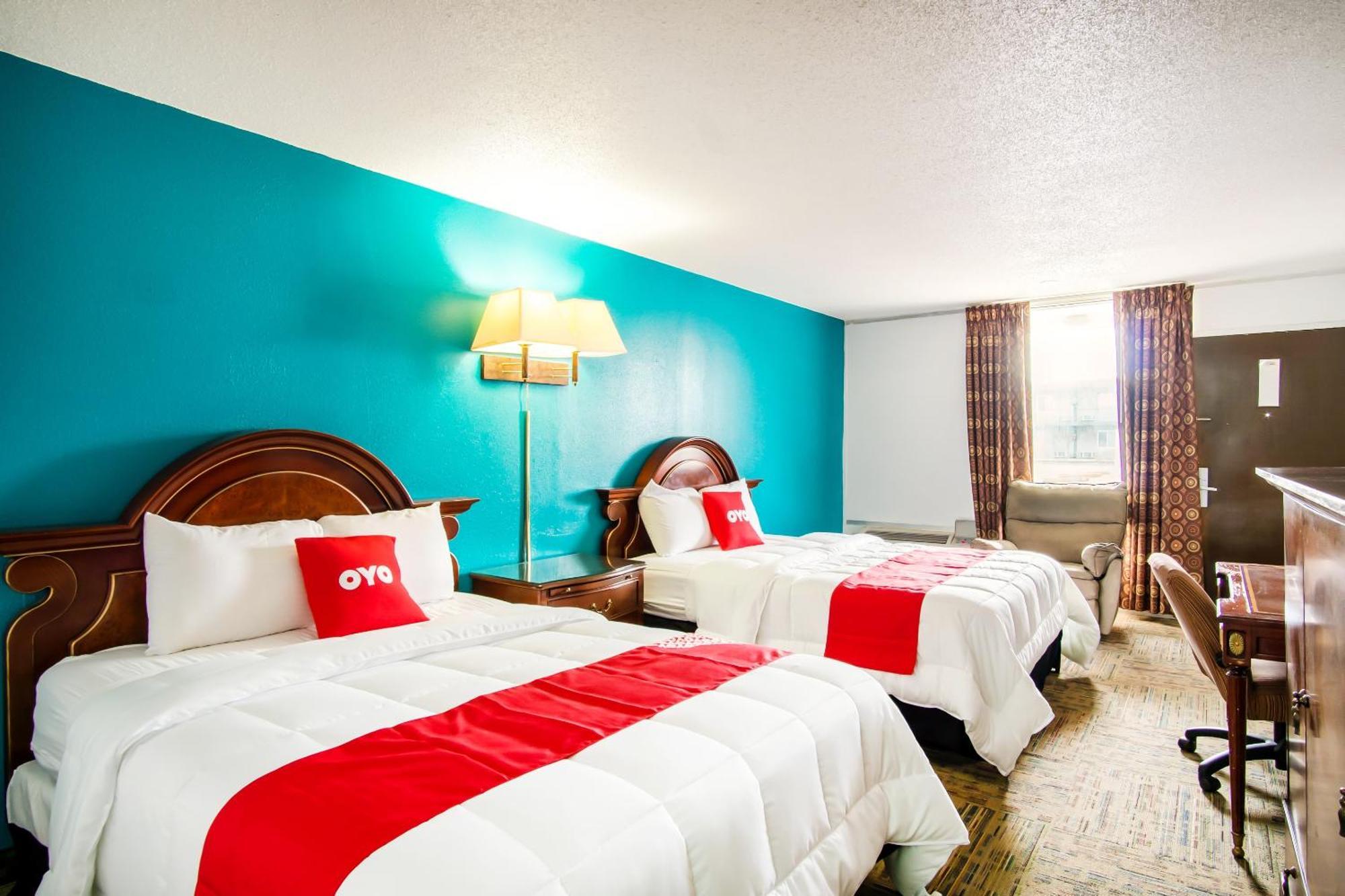 Oyo Hotel Hutchinson West 4Th Ave エクステリア 写真