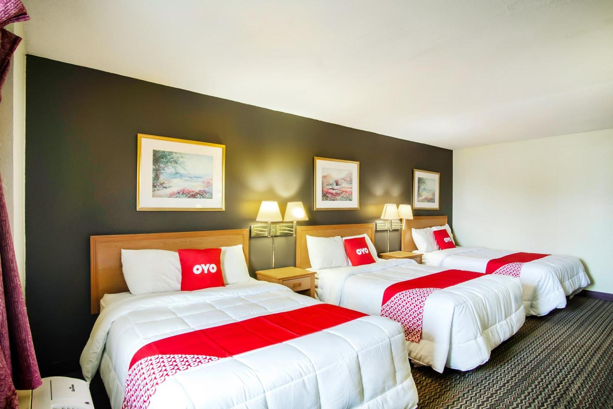 Oyo Hotel Hutchinson West 4Th Ave エクステリア 写真